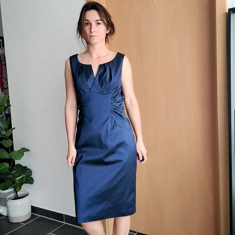 Adrianna Papell Taffeta Metallic Navy Blue Sleeveless Knee Length Evening Dress - Picture 12 of 13